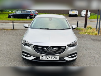 Used Vauxhall Insignia 2017 for sale - 76125436: Photo