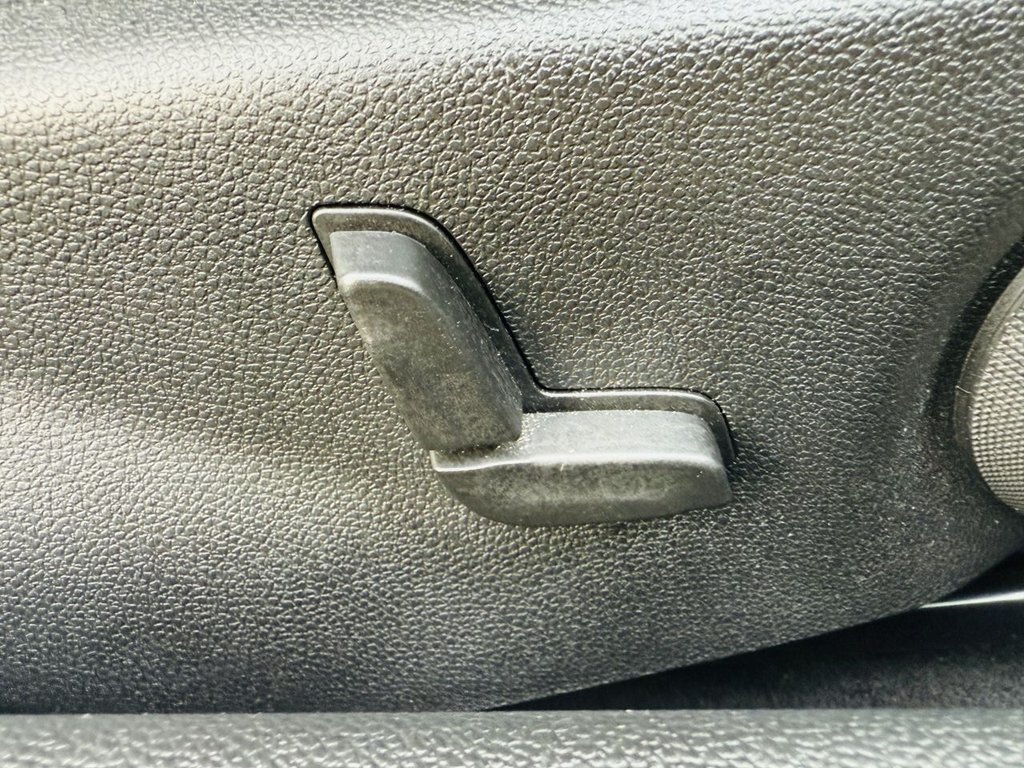 Used Mercedes-Benz E Class 2014 for sale - 76386445: Photo 23