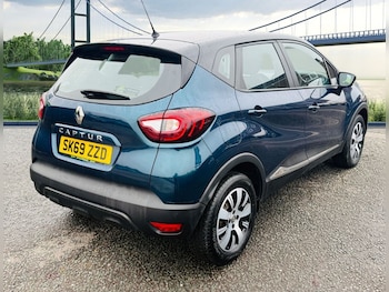 Used Renault Captur 2019 for sale - 77188386: Photo