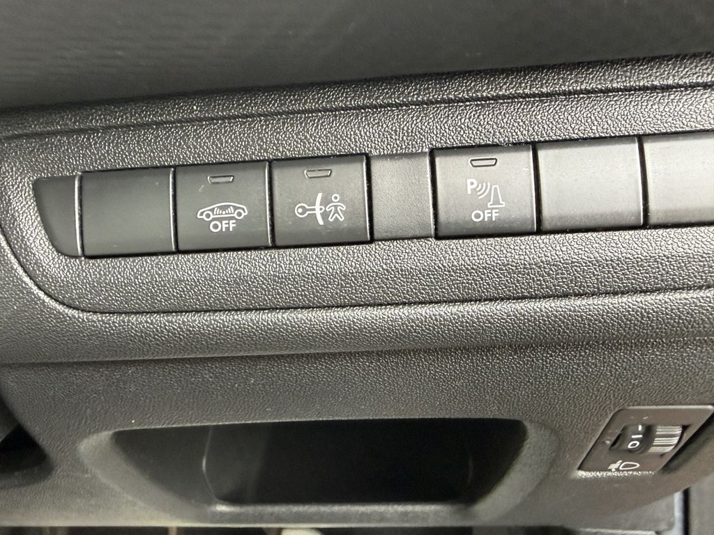 Used Peugeot 2008 2018 for sale - 77521116: Photo 25