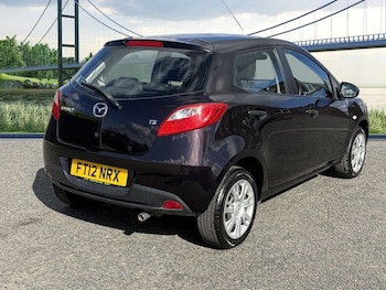 Used Mazda Mazda2 2012 for sale - 77835640: Photo