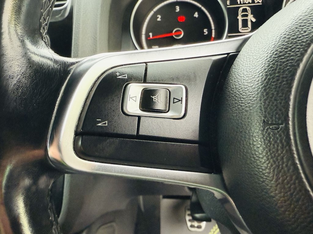 Used Volkswagen Scirocco 2014 for sale - 76851076: Photo 14