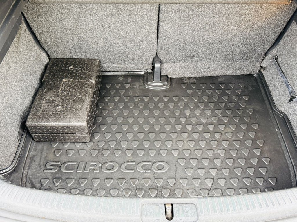 Used Volkswagen Scirocco 2014 for sale - 76851076: Photo 22