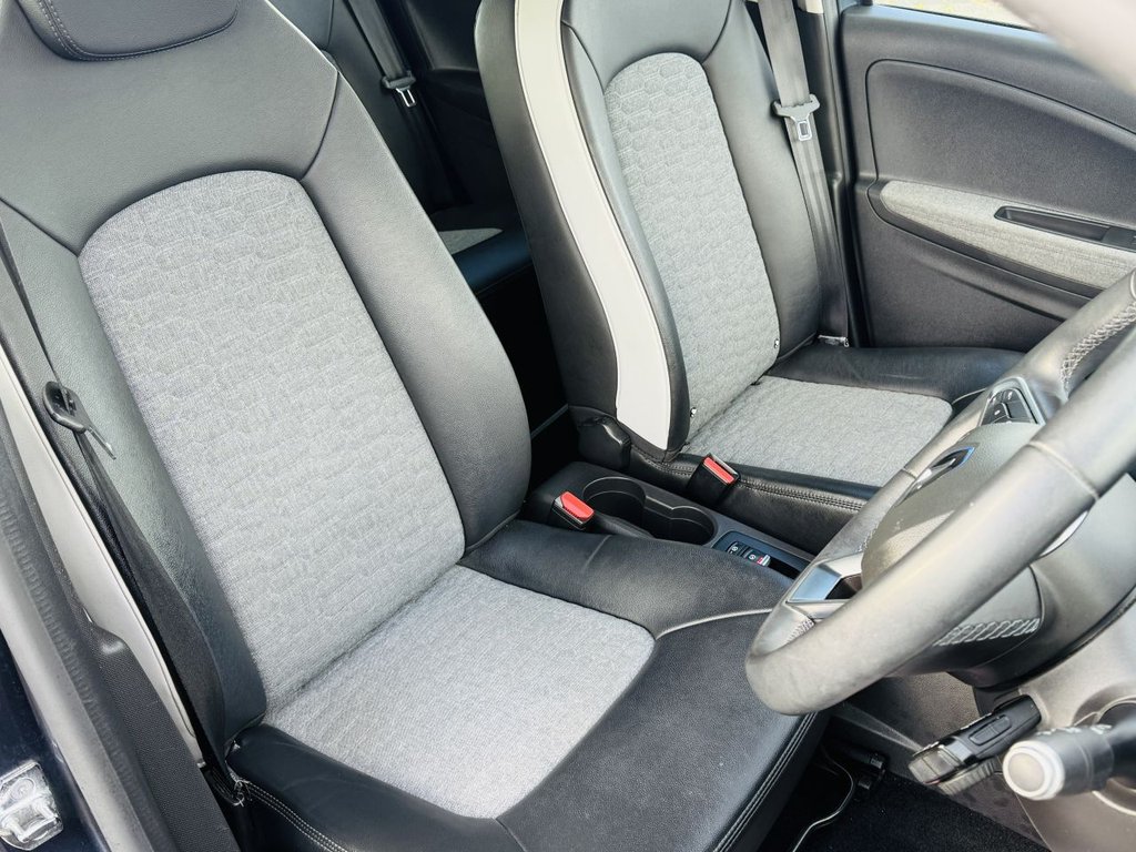 Used Renault Zoe 2020 for sale - 76368179: Photo 11