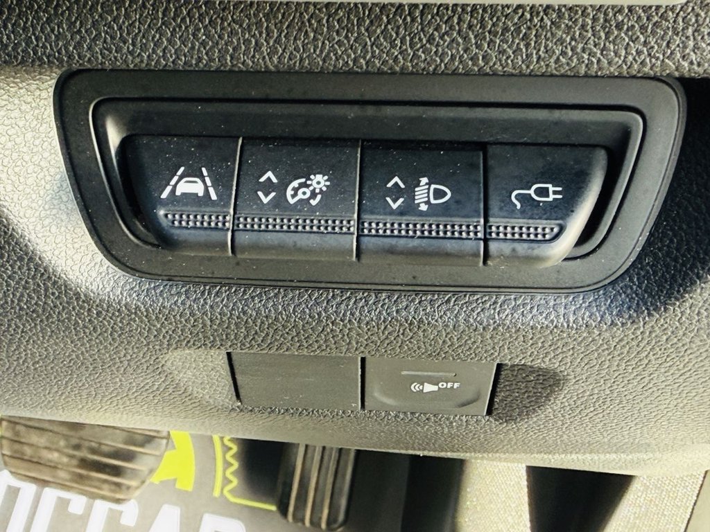 Used Renault Zoe 2020 for sale - 76368179: Photo 23