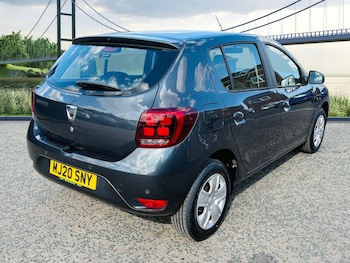 Used Dacia Sandero 2020 for sale - 75703698: Photo