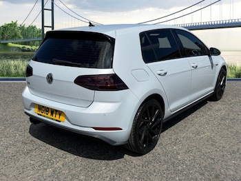 Used Volkswagen Golf 2018 for sale - 78974812: Photo