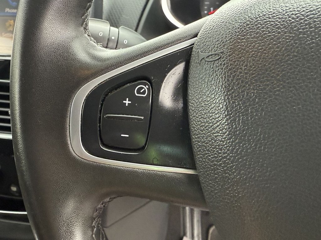 Used Renault Clio 2019 for sale - 75897130: Photo 18