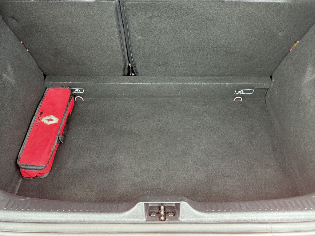 Used Renault Clio 2019 for sale - 75897130: Photo 26