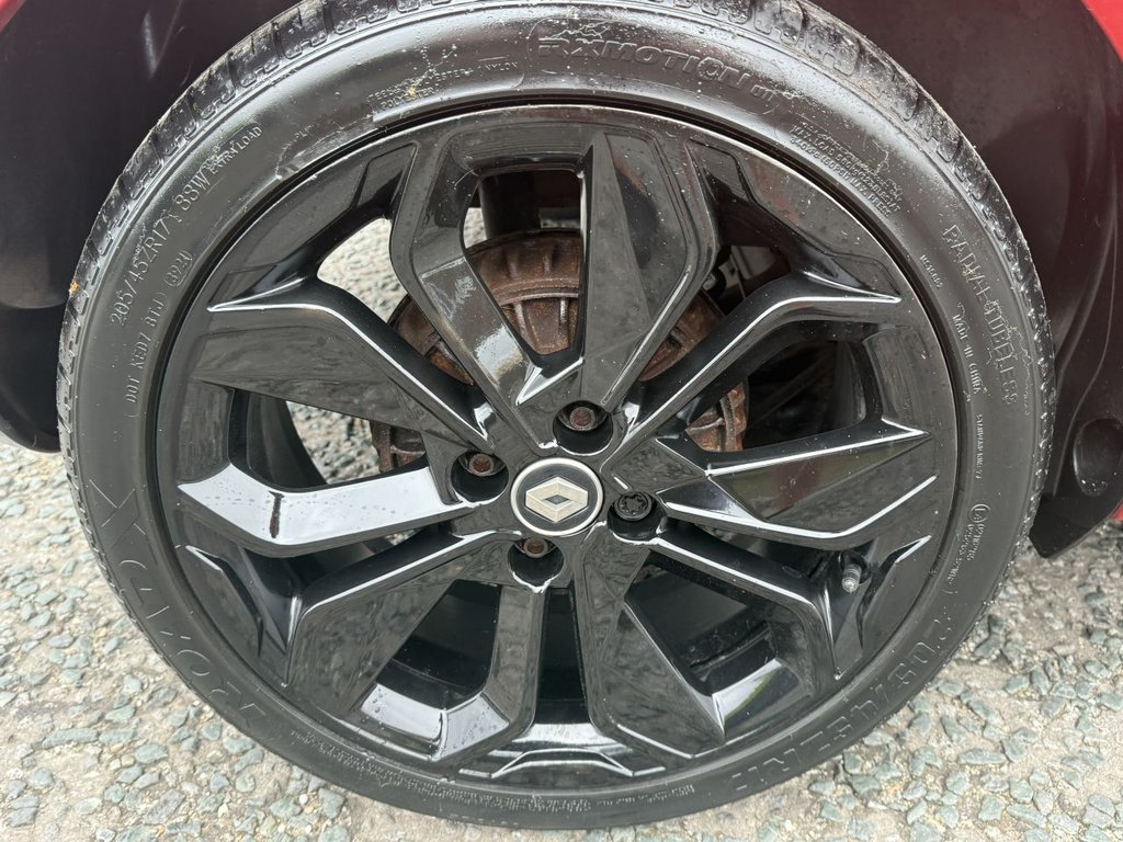 Used Renault Clio 2019 for sale - 75897130: Photo 30