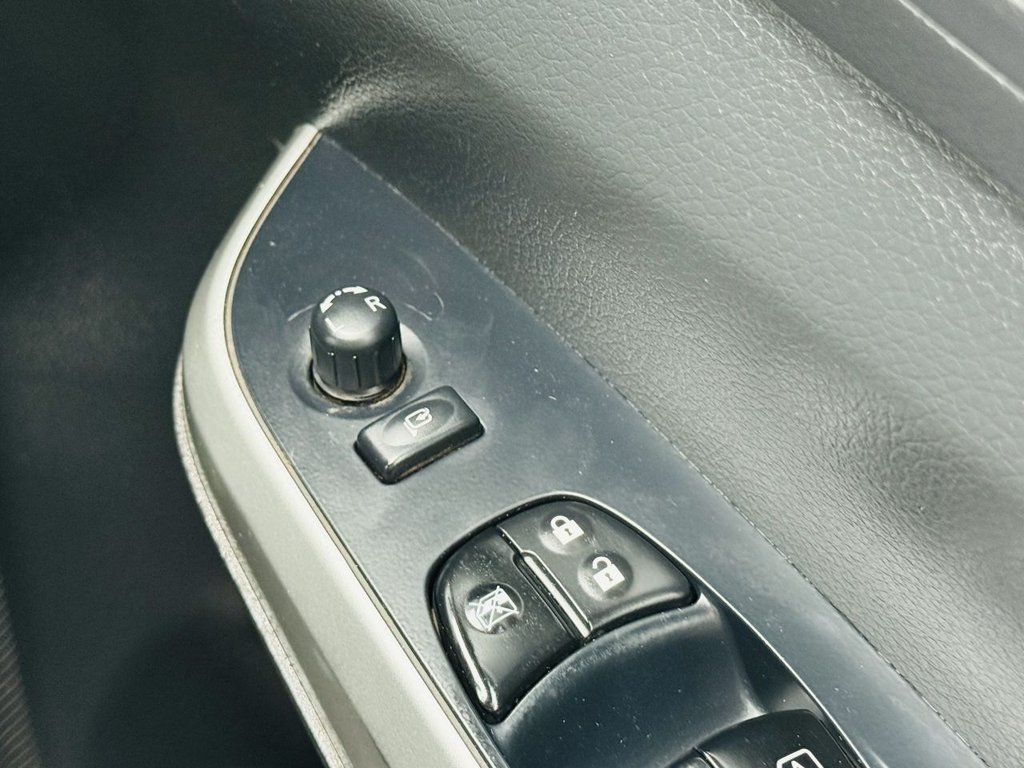 Used Nissan Navara 2021 for sale - 75986295: Photo 25