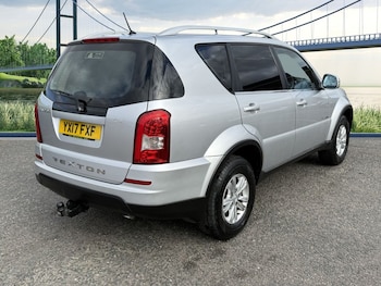 Used Ssangyong Rexton 2017 for sale - 73626370: Photo