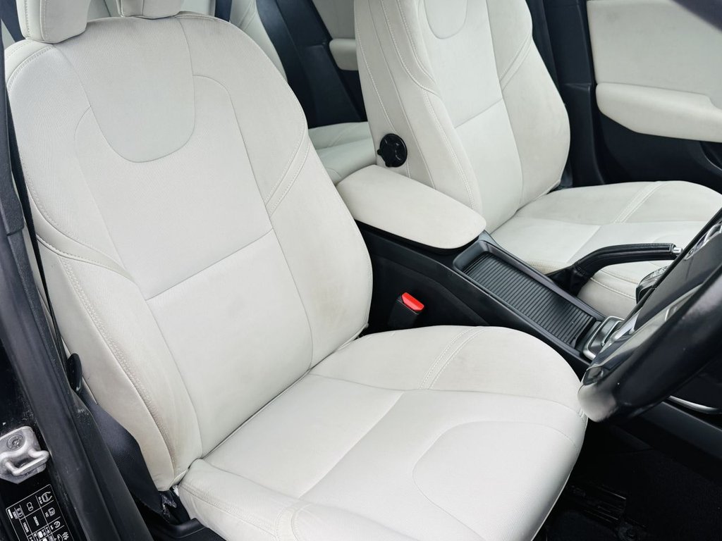 Used Volvo V40 Cross Country 2013 for sale - 77139712: Photo 11