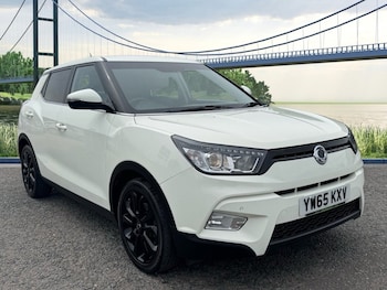 Used Ssangyong Tivoli 2015 for sale - 79059521: Photo