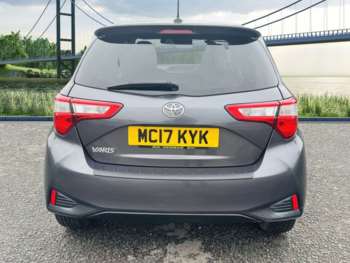 Used Toyota Yaris 2017 for sale - 73643535: Photo