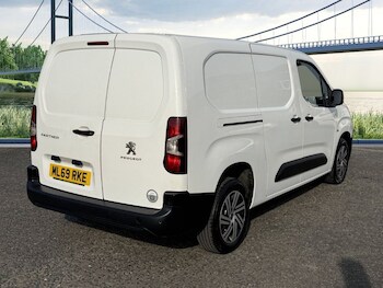 Used Peugeot Partner 2019 for sale - 77893702: Photo