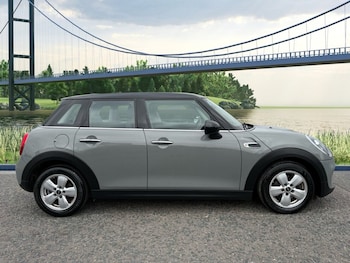 Used MINI Hatch 2019 for sale - 79155233: Photo