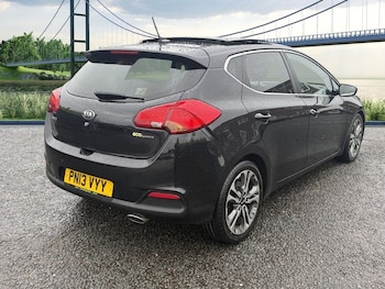 Used Kia Ceed 2013 for sale - 77583521: Photo