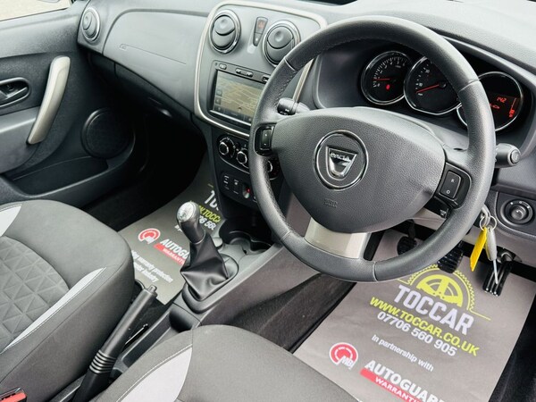 Used Dacia Sandero Stepway 2014 for sale - 76185437: Photo 10