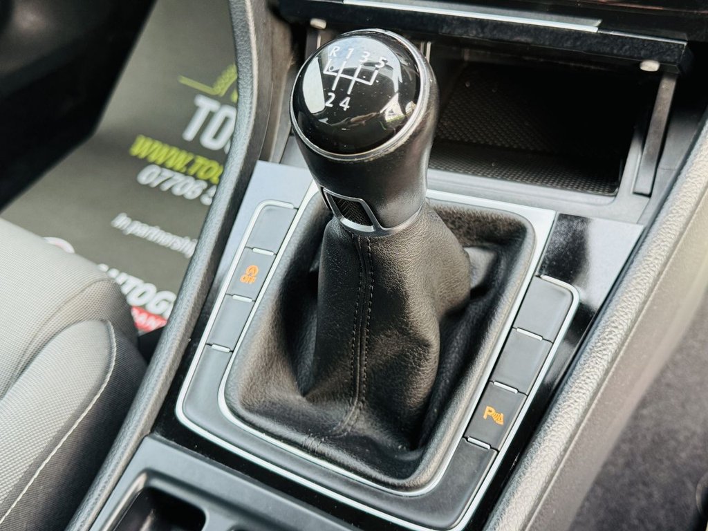 Used Volkswagen Golf 2015 for sale - 77133635: Photo 17