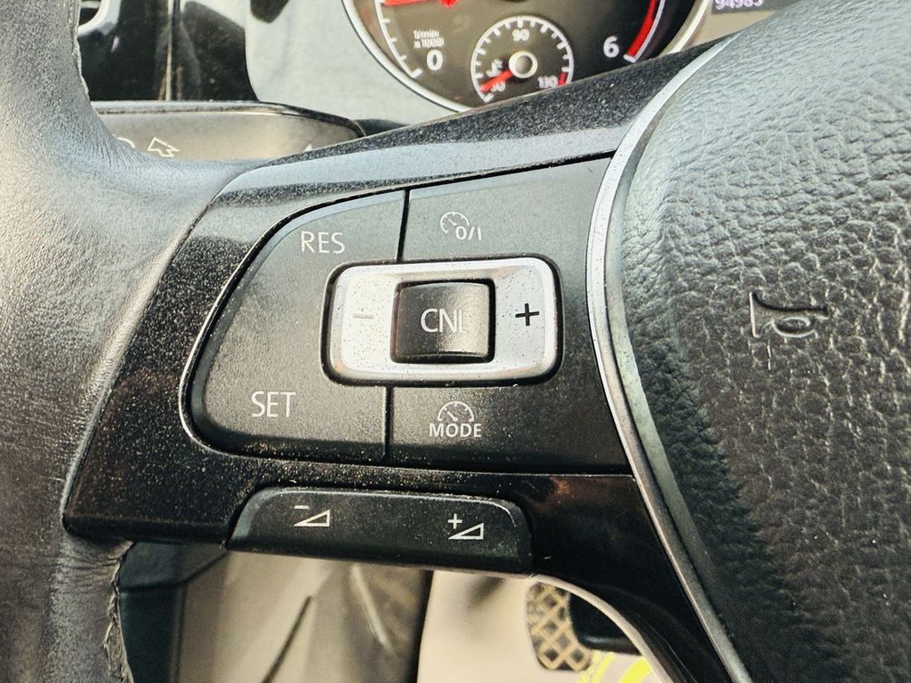 Used Volkswagen Golf 2015 for sale - 77133635: Photo 18