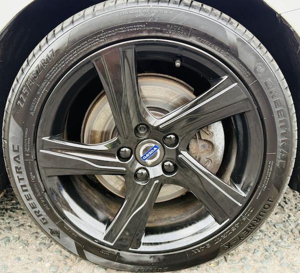 Used Volvo V40 2015 for sale - 75630882: Photo 21