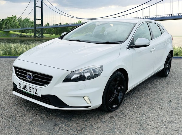 Used Volvo V40 2015 for sale - 75630882: Photo 8