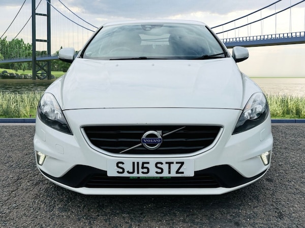 Used Volvo V40 2015 for sale - 75630882: Photo 9