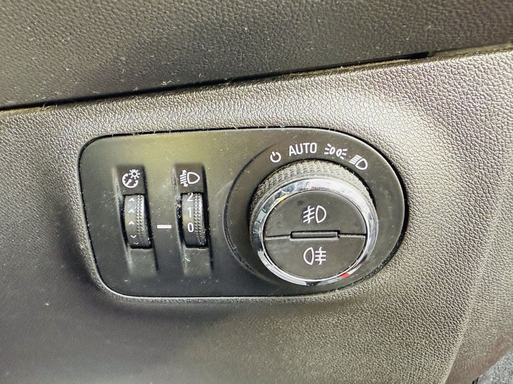 Used Vauxhall Corsa 2016 for sale - 76711287: Photo 21