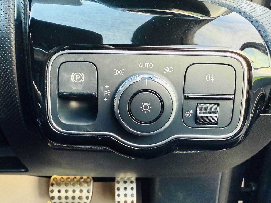 Used Mercedes-Benz A-Class 2018 for sale - 76617462: Photo 22