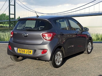Used Hyundai i10 2016 for sale - 77667313: Photo