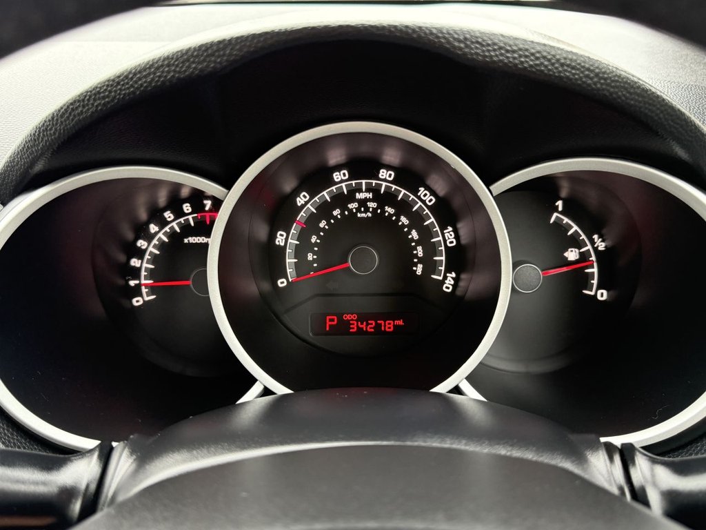 Used Kia Venga 2013 for sale - 76223772: Photo 22