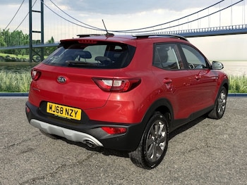 Used Kia Stonic 2018 for sale - 77835826: Photo