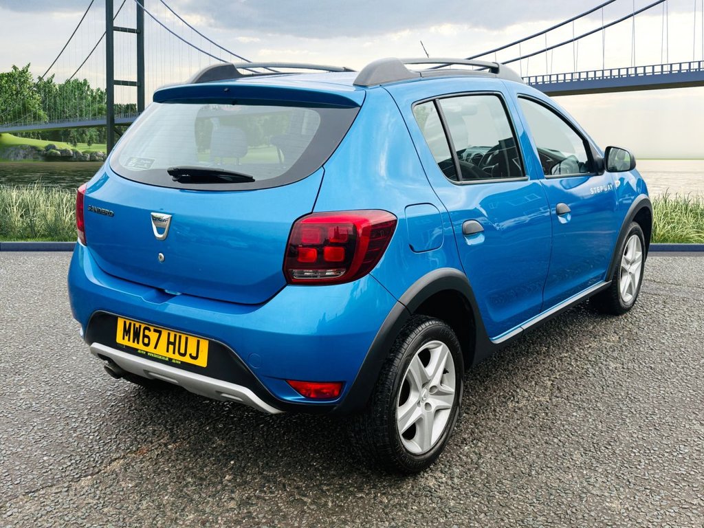 Used Dacia Sandero Stepway 2017 for sale - 76617840: Photo 4