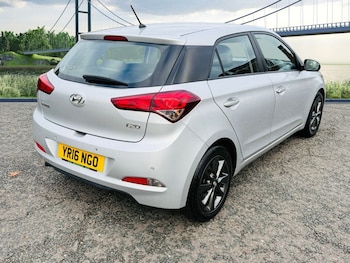Used Hyundai i20 2016 for sale - 76454566: Photo
