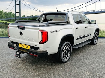 Used Volkswagen Amarok 2024 for sale - 77672809: Photo
