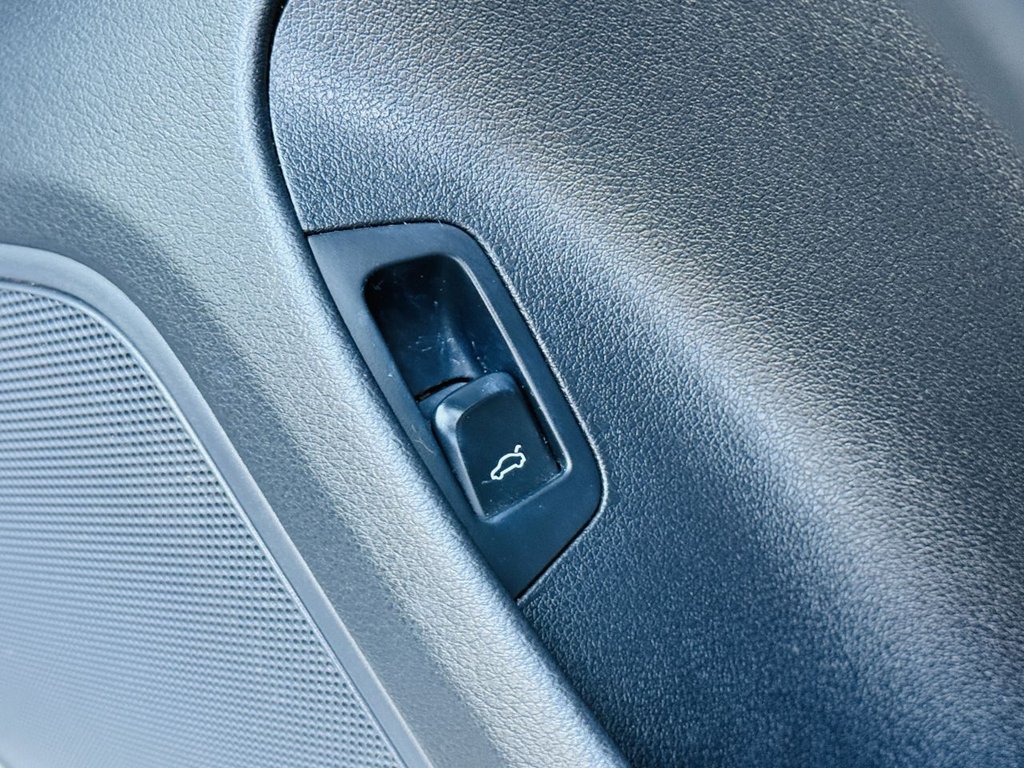 Used Audi Q3 2015 for sale - 76617796: Photo 24