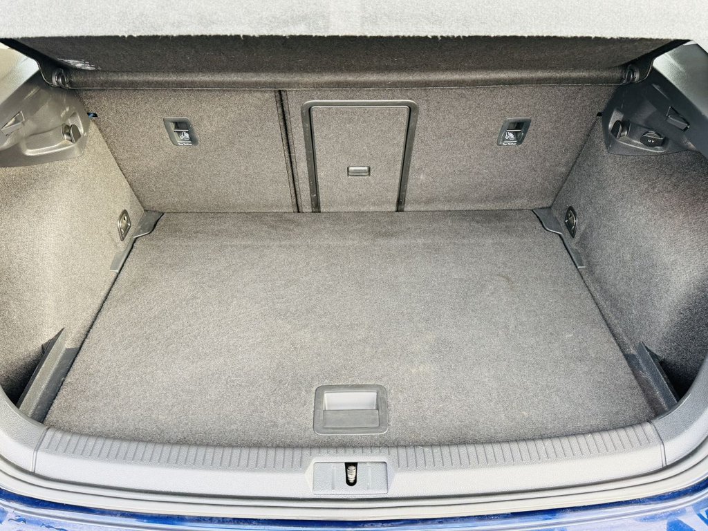 Used Volkswagen Golf 2017 for sale - 76711263: Photo 12