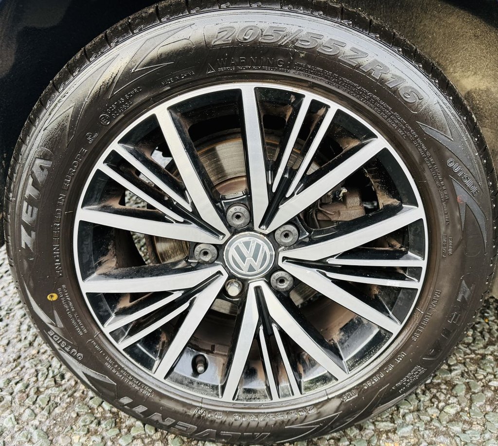 Used Volkswagen Golf 2017 for sale - 76711263: Photo 25