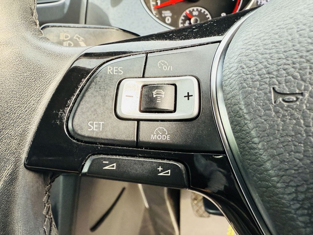 Used Volkswagen Golf 2017 for sale - 76711263: Photo 26