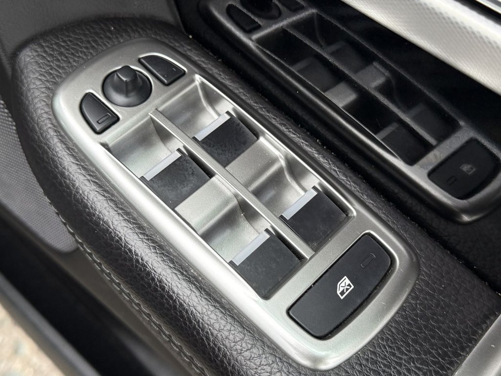 Used Jaguar XF 2015 for sale - 77621288: Photo 25