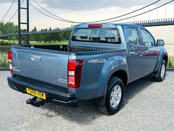 Used Isuzu D-Max 2016 for sale - 74542528: Photo