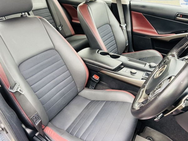 Used Lexus IS 2018 for sale - 75607068: Photo 11
