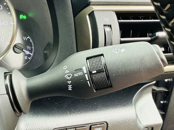 Used Lexus IS 2018 for sale - 75607068: Photo 23