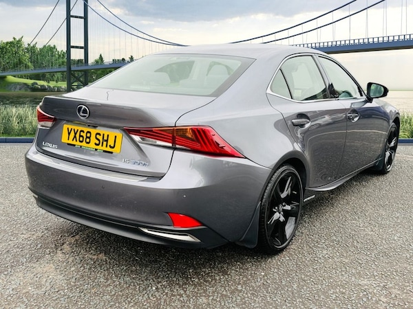 Used Lexus IS 2018 for sale - 75607068: Photo 4