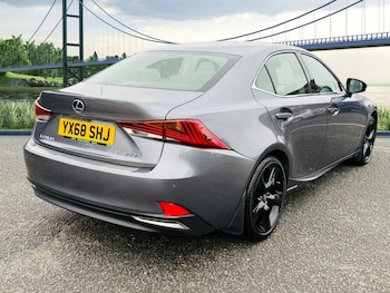 Used Lexus IS 2018 for sale - 75607068: Photo