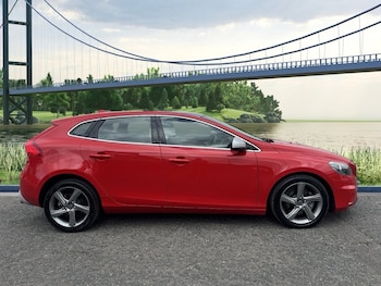 Used Volvo V40 2015 for sale - 78263030: Photo