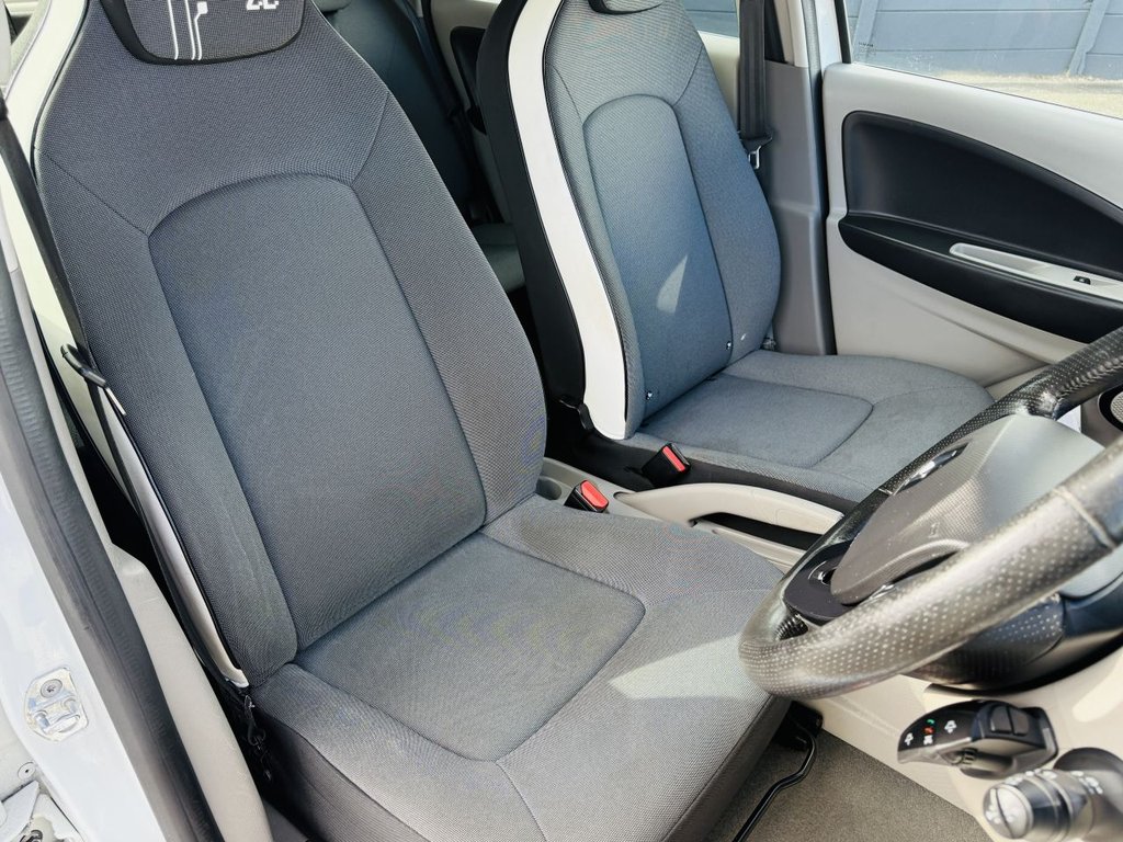 Used Renault Zoe 2017 for sale - 75937402: Photo 12