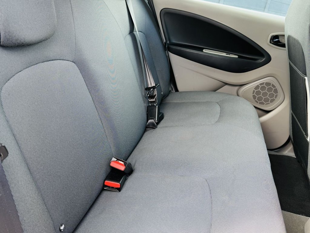 Used Renault Zoe 2017 for sale - 75937402: Photo 13