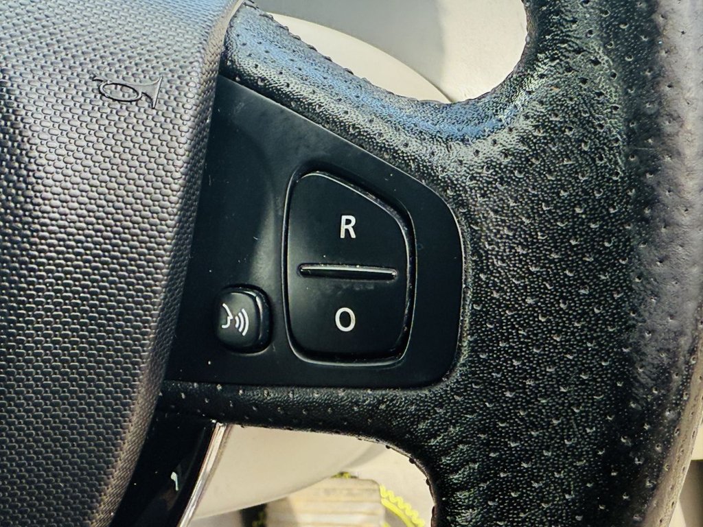 Used Renault Zoe 2017 for sale - 75937402: Photo 21